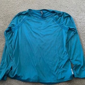 long sleeve workout shirt